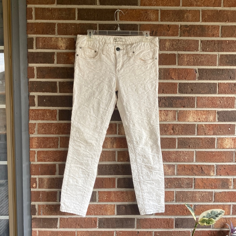 Free People Ivory Pants Skinny stretch Ankle 28
